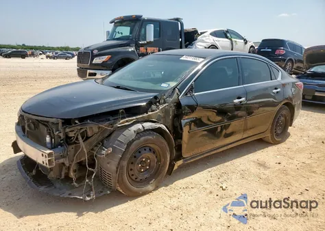 2015 Nissan Altima 2.5 from USA, damaged, VIN 1N4AL3AP1FN304707